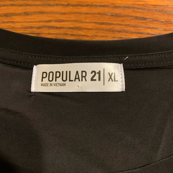 Popular 21 Ruched Top - Picture 2 of 3